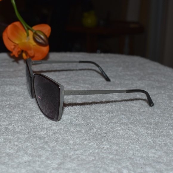 Collette Dinnigan Rx Cat-Eye Sunglasses - Picture 5 of 8